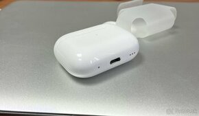 Apple AirPods Pro 2 2023 USB C - nové, rok záruka - 1