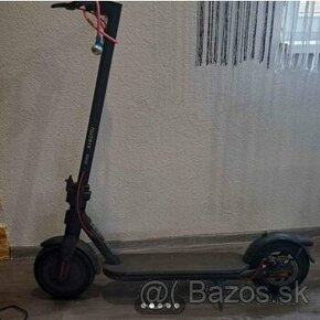 Elektricka kolobežka xiaomi electric scooter 4