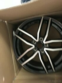 Nove Disky Dezent TR Dark 7.5x18 5x112 ET51