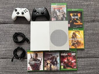 XBOX One S 1TB +2 gamepady