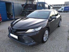 2021_TOYOTA CAMRY 2.5 HYBRID Executive_16.666€ netto_ZÁRUKA_