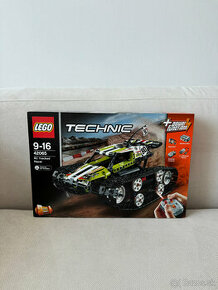 42065 LEGO Technic RC Tracked Racer - 1