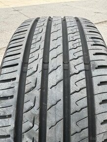 225/40R18 Barum Bravuris 5 DOT3623