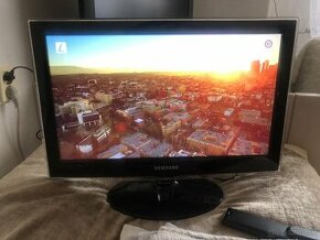 Lcd tv 22” 56cm uhlopriecka VOĽNÉ