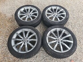 65.VW Arteon/Passat 235/45 R18