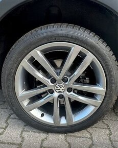 zimné pneumatiky 235/45 R18 Dunlop winter sport 5