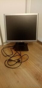 Monitor HP Elite display 19 palec