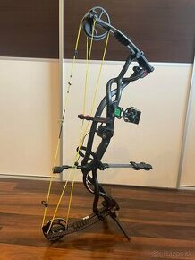 Kladkovy luk Hoyt Carbon element - 1