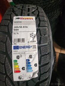 Taurus Winter 205/55 R16 94H