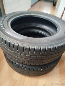 Dve zimné pneumatiky 215/60 R17 Maxis