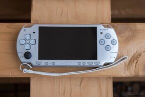 Sony PSP 2004 clear 64 GB