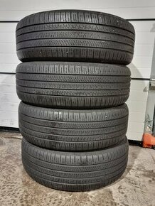 Celoročné pneu Pirelli 255/60 R20 - 1