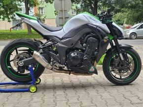 Kawasaki z1000