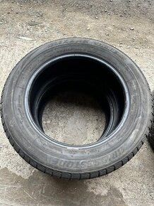 Zimné pneumatiky 215/60 R17