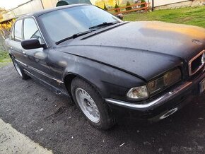 Predám BMW e38