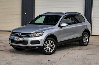 VW Touareg 3,0 V6 TDI 8AT (webasto, panoráma,el.ťažné, koža)