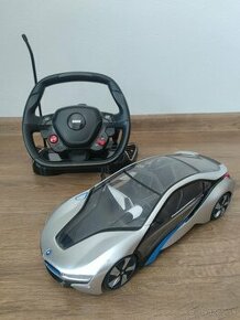 BMW i8 auto na ovladanie