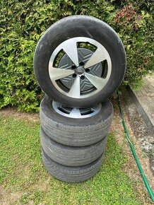 Disky orig. Audi a pneumatikami Hankook