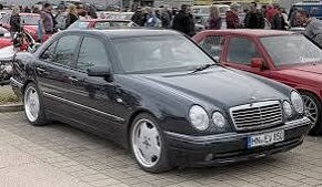 Kúpim Mercedes W210,