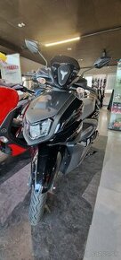 YAMAHA RAYZR Midnight Black 2024 DEMO - 1