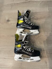 Hokejove korcule - Bauer 3S Supreme - velkost 8.5; 42