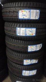 Toyo 215/70R15C zimné