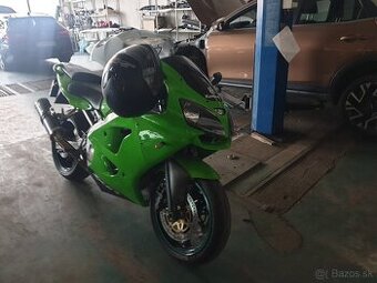 Kawasaki ninja zx6r 2001