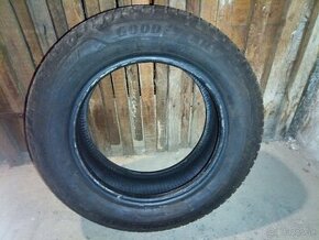 Celoročná pneumatika GOODYEAR Vector 4Seasons 195/65 R15