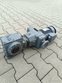 Elektromotor s prevodovkou variator