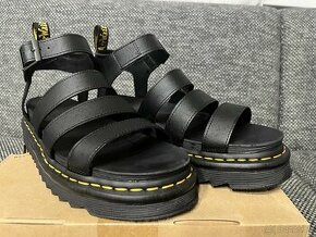 Dr. Martens Remienkové sandále 'Blaire' vo farbe Čierna - 1