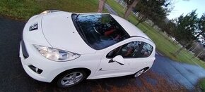 peugeot 207 , 1,4  70KW, rok 2012