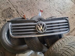 Predám prednú masku vw passat b5,5