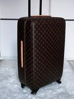 Kufor značky Louis Vuitton