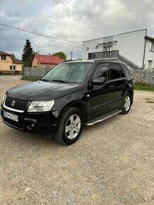 Predám Suzuky Vitara Grand 2.0 benzin - 1