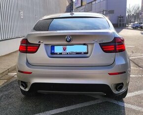 Zadné svetlá na BMW X6