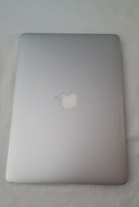 MacBook Air 13 2015 i5 Cena 149€