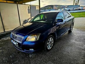 TOYOTA AVENSIS 2.2D ●85KW●VYHRIEVANÉ SEDADLÁ●