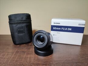 Sigma 60mm f/2.8 DN Art pre Sony E-mount