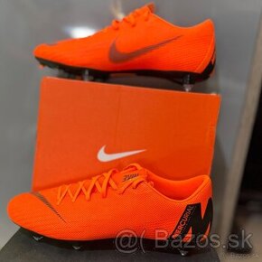 Kopačky Nike Mercurial Vapor 12 Academy SG Pro M 7376-810