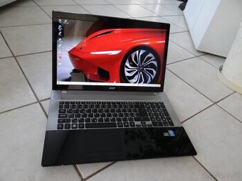 17.3" Lenovo V110/ Core I3/ 8GB RAM/ 360GB SSD / 2xGraf