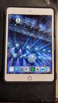 Apple iPad mini 4