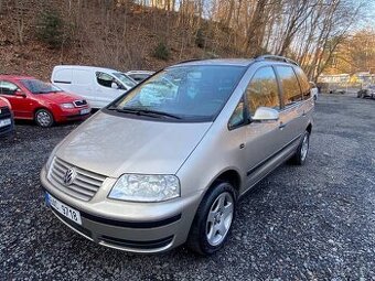 Volkswagen Sharan 1.9TDI 85kW klima tažné nez.top. 2007 - 1