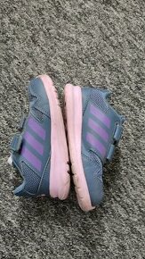 Tenisky adidas26