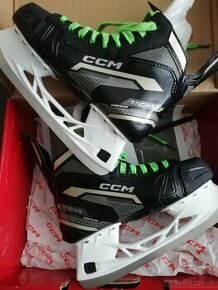 CCM TACKS AS570 int - 1