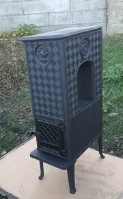 Liatinové kachle Jotul F 606  čierný lak