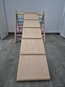 Montessori Piklerovej trojuholnik s doskou 2v1 Elis Design