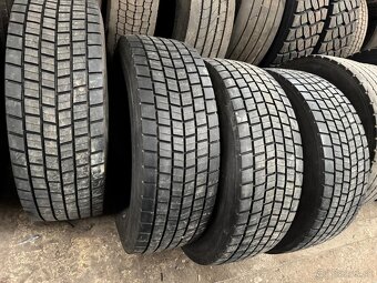 Predám 315/70R22,5