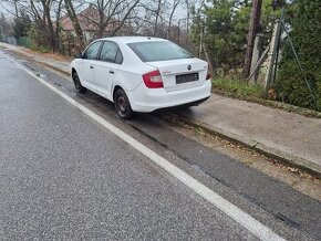 Skoda rapid 1.6tdi - 1