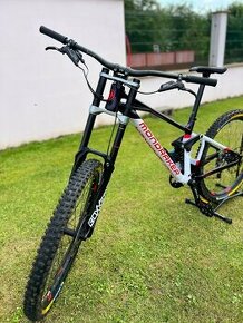 Mondraker summum   2023 M/L 29