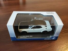 Dodge Challenger 2018 1:43